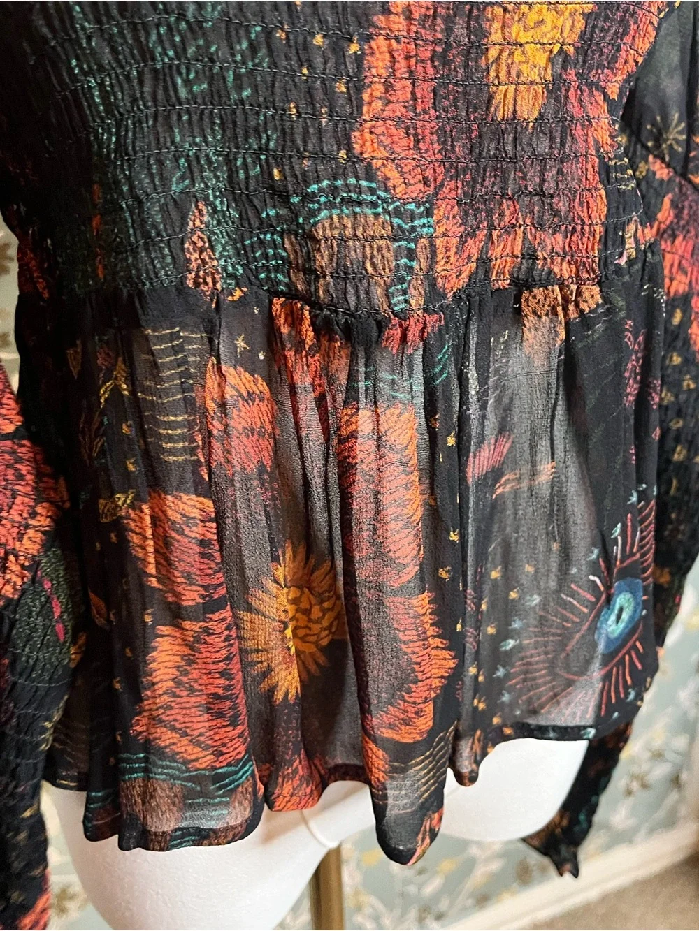 Farm Rio Blouse - Size XS - Picture 5 of 11